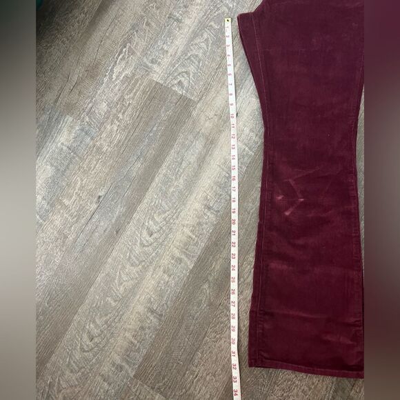 Levi's 725 High Rise Bootcut Corduroy Jeans in Windsor Wine- Size 33x32 - Picture 8 of 11